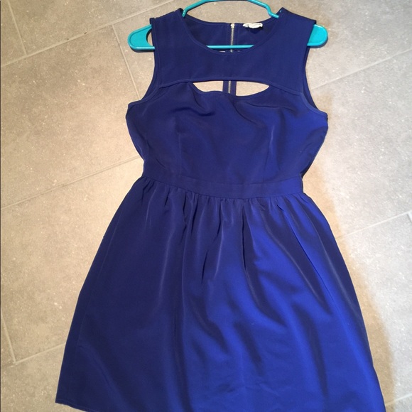 one clothing Dresses & Skirts - Flirty little blue dress!